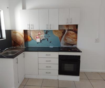 Apartment / Flat For Sale in Kensington, Cape Town