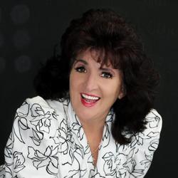 Mellisa du Toit, estate agent
